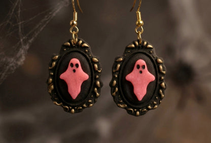 Glow Geist im Rahmen – Leuchtende Bilderrahmen Polymer Clay Ohrringe | Halloween Edition