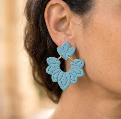 Türkise Oriental Boho Ohrringe – Handgefertigte Polymer Clay Statement Ohrringe