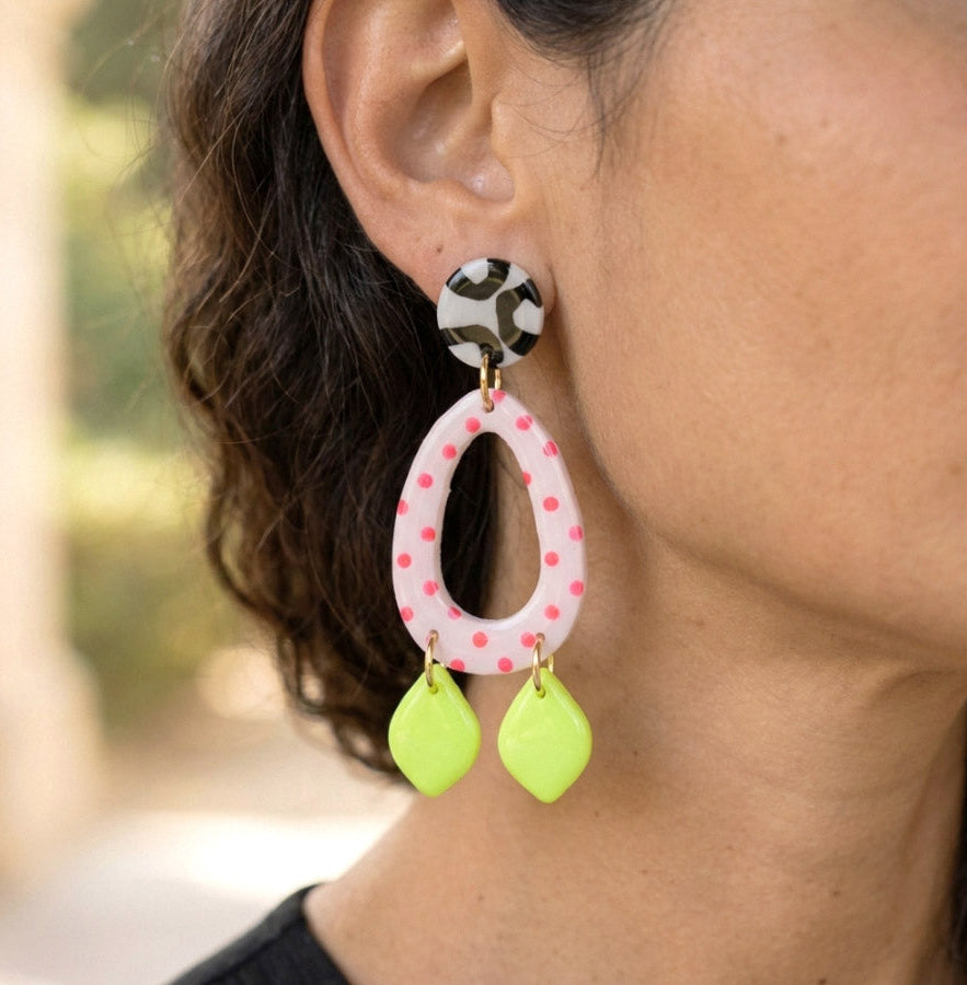 Point Neon – Handgefertigte auffällige Polymer Clay Statement Ohrringe