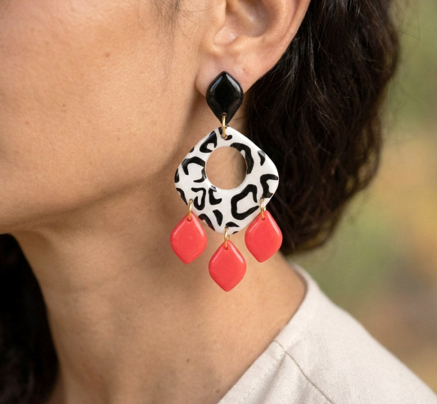 Leo Point Neon – Handgefertigte Statement Polymer Clay Ohrringe